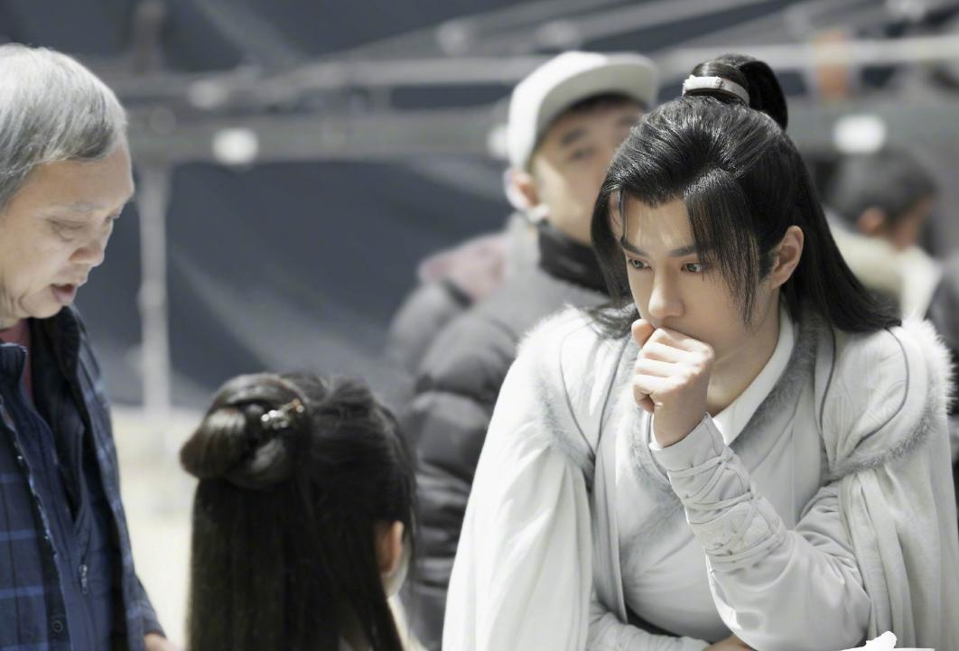 谢允和赵丽颖最新消息,王一博赵丽颖谢允意气风发