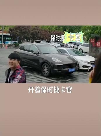 秦霄贤在德云社上班都干嘛,三里屯德云社秦霄贤生日