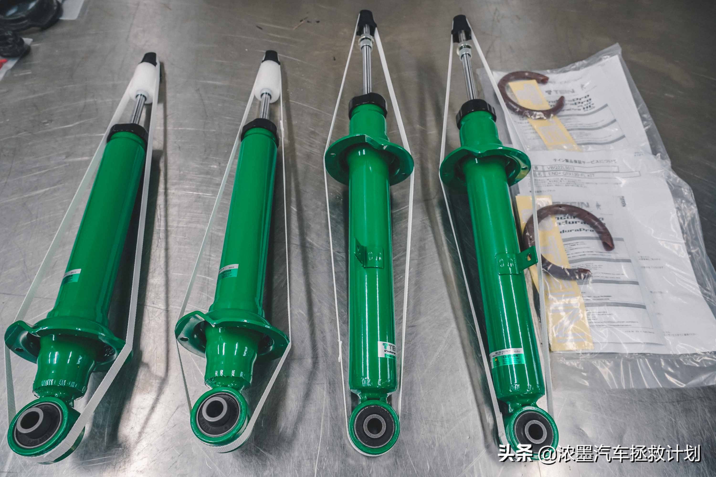 12年丰田皇冠方向机异响维修,新款丰田皇冠异响