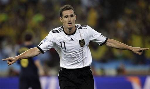 14年克洛泽为什么不是金靴,德甲金靴加助攻王克洛泽