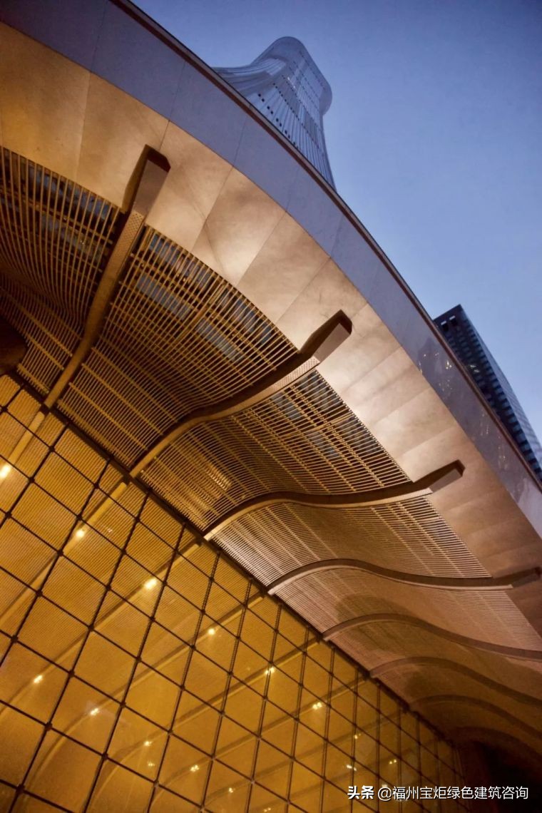 北京第一高楼中信大厦航拍视频,北京最高楼中信大厦