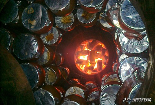 江西非遗美食瓦罐汤,江西瓦罐汤里凉拌土豆丝