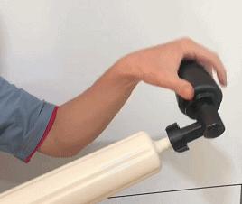 下水道堵了别着急教你一招,下水道堵了用铁丝疏通