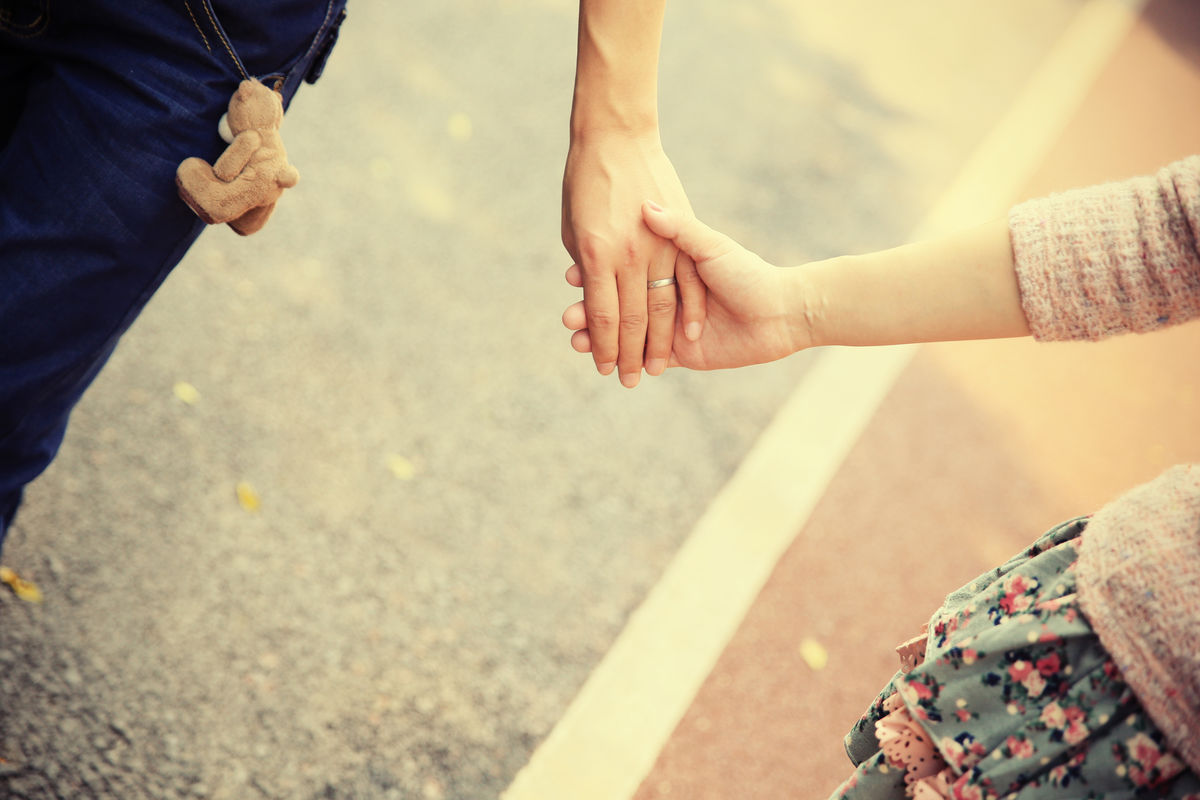 男女关系变亲密从什么话题开始的,情侣之间没话题聊了怎么办