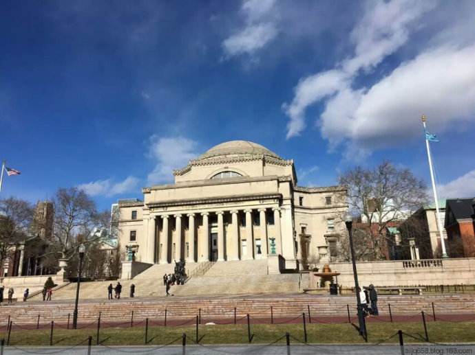 拿到美国大学奖学金,美国top30商科留学费用