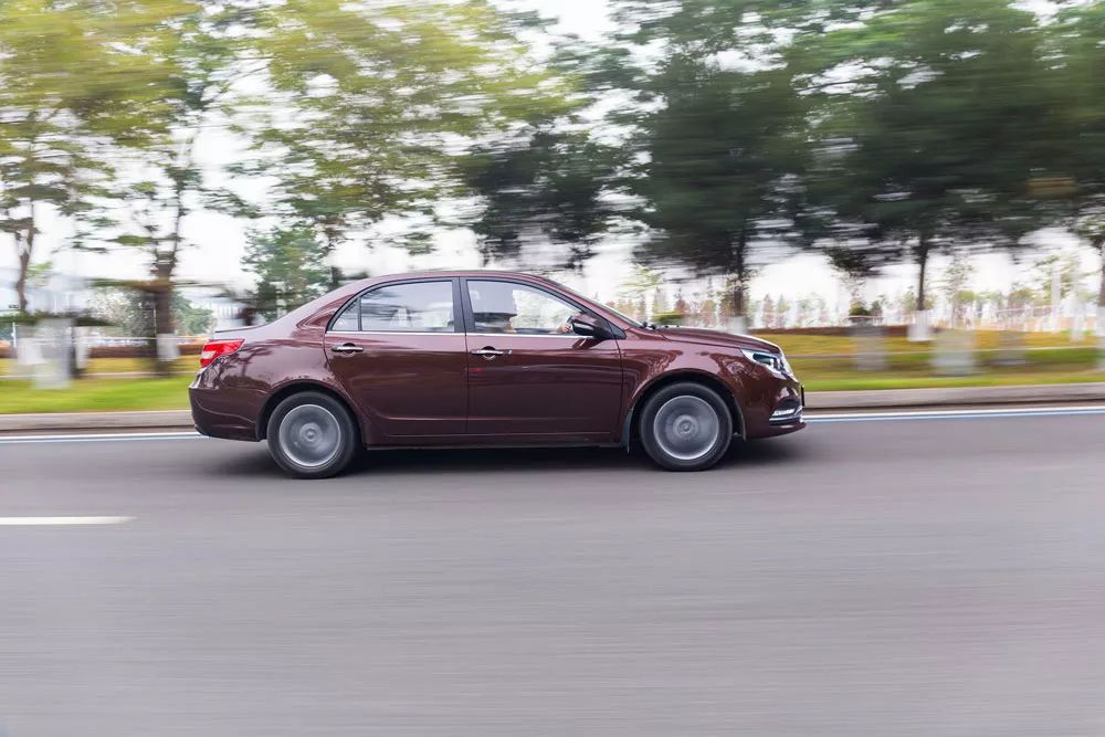 十万元以内的车对比测评,综合评测零缺点的家用轿车