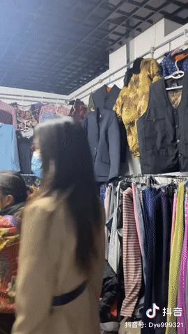 菜市场衣服怎么火了,菜市场衣服便宜吗