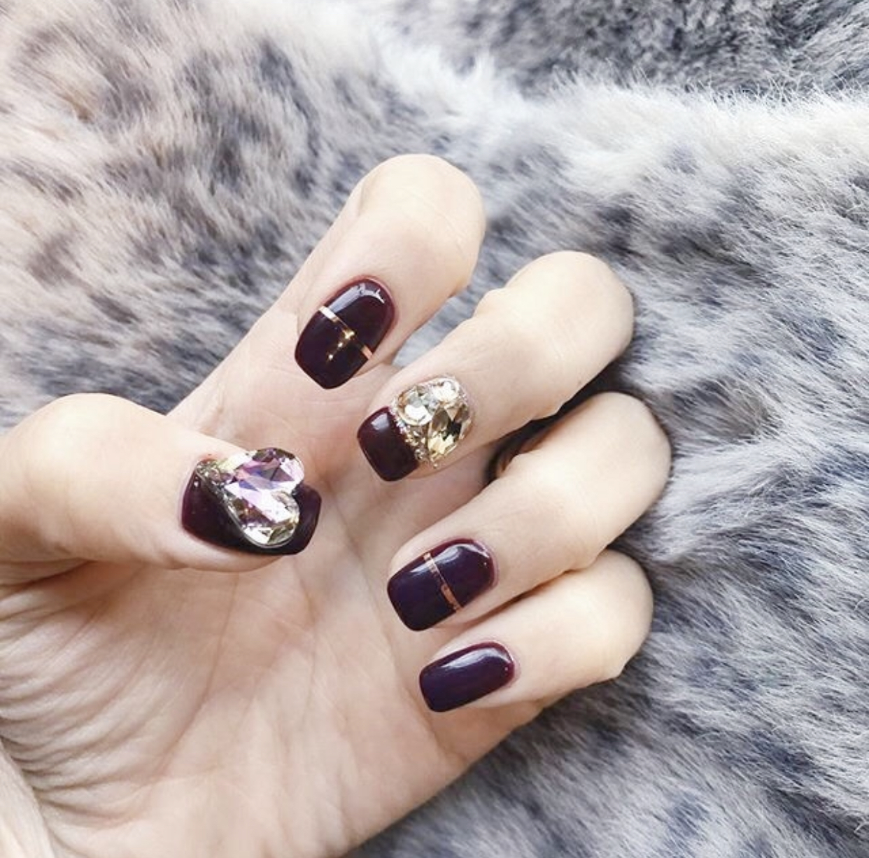 简约高级珍珠钻石美甲,钻石美甲款式简约