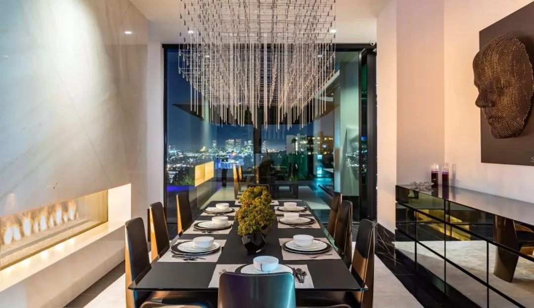 上千亿的顶级豪华别墅,最豪华的高科技别墅