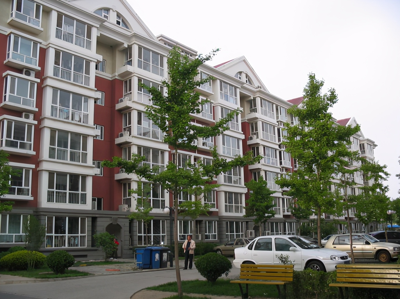 自己买卖房屋需要找中介办手续吗,房屋买卖房产中介承担什么责任