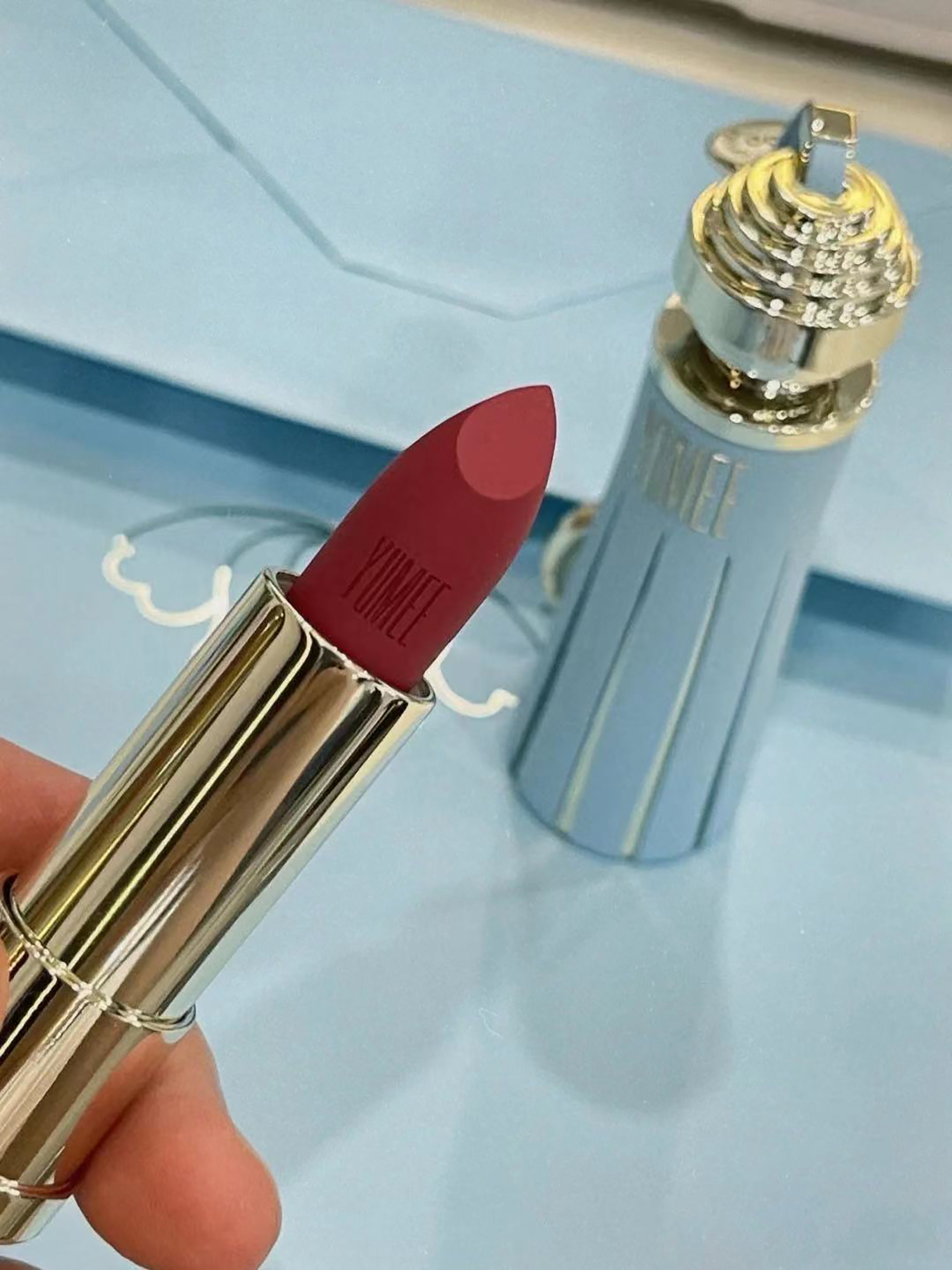 什么口红看起来贵一点,国货高级感口红