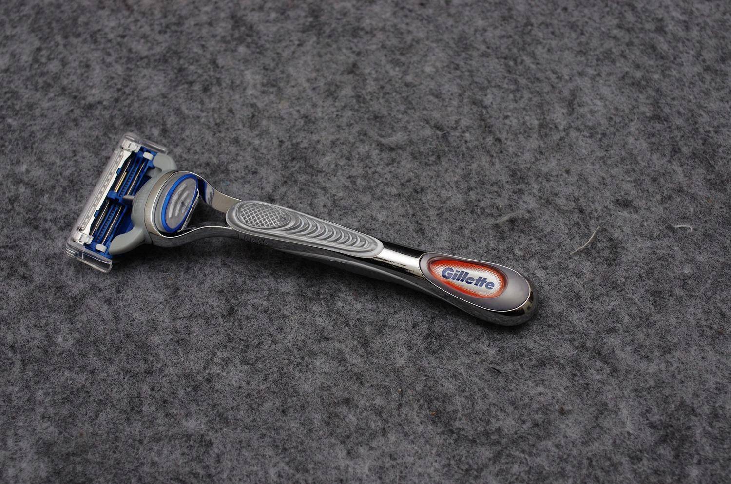 吉列小云刀云感刀片,吉列小云刀刮胡刀好用吗