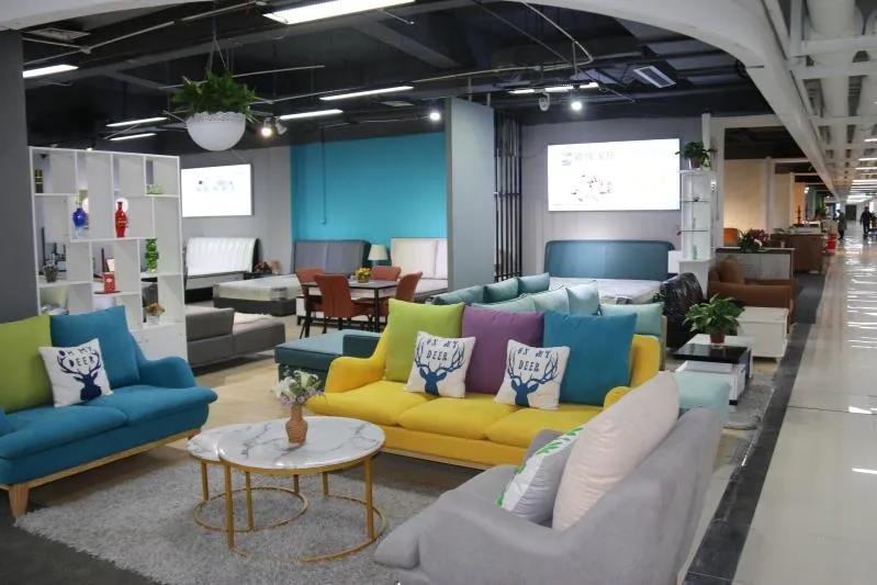 升级改造后的农贸市场夜景太美了,改造升级的农贸市场变靓了