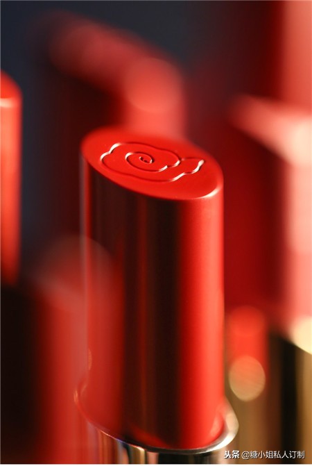 为了最美中国风口红，故宫淘宝双店争锋，卡婷不落下风！