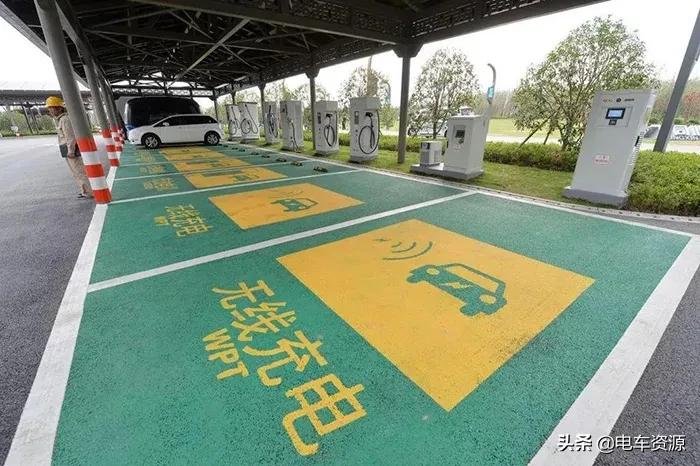 现在的大型电动客车有边开边充吗,新能源电动车首次充电快充好吗