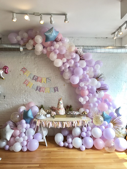 怎么装饰气球不伤墙面,怎么装饰气球