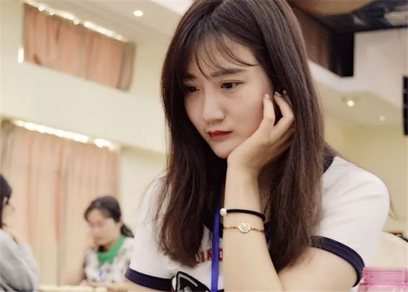 王天一是目前象棋第一人吗,中国象棋第一人王天一在哪直播