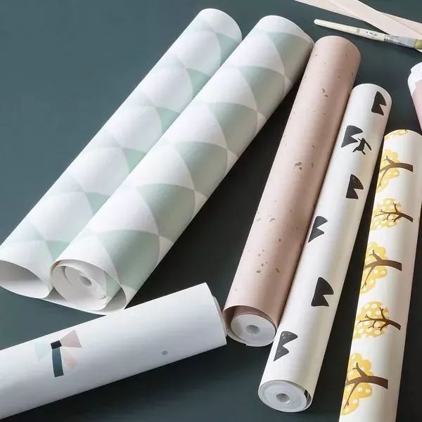 选择什么样的壁纸比较好,怎么选购壁纸好坏