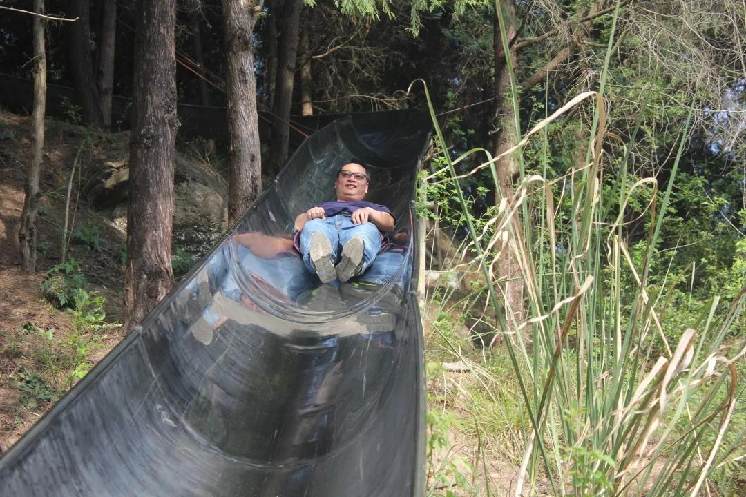 南充哪里有玻璃栈道和玻璃滑道,南充摇摆桥