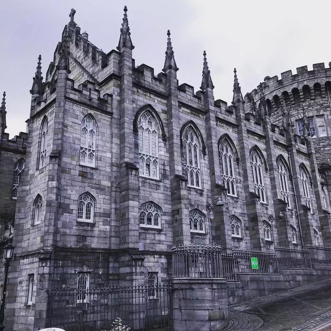 世界上唯一不允许结婚的国家,世界唯一一个不可以离婚的国家