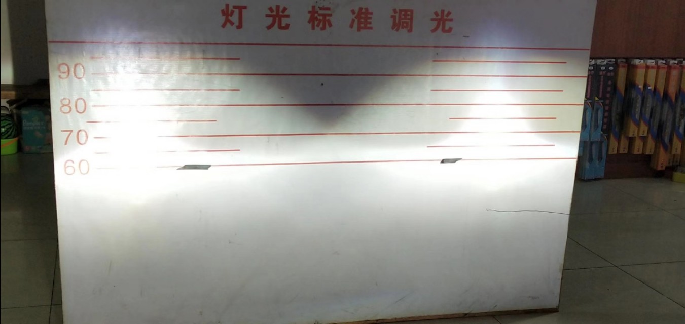 本田飞度双光透镜改装,飞度升级海拉五双光透镜