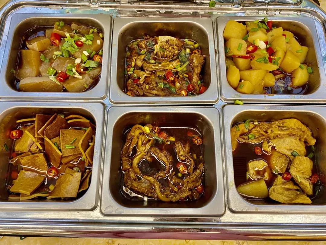 去长沙必去茶颜悦色,来长沙打卡茶颜悦色的朋友圈文案