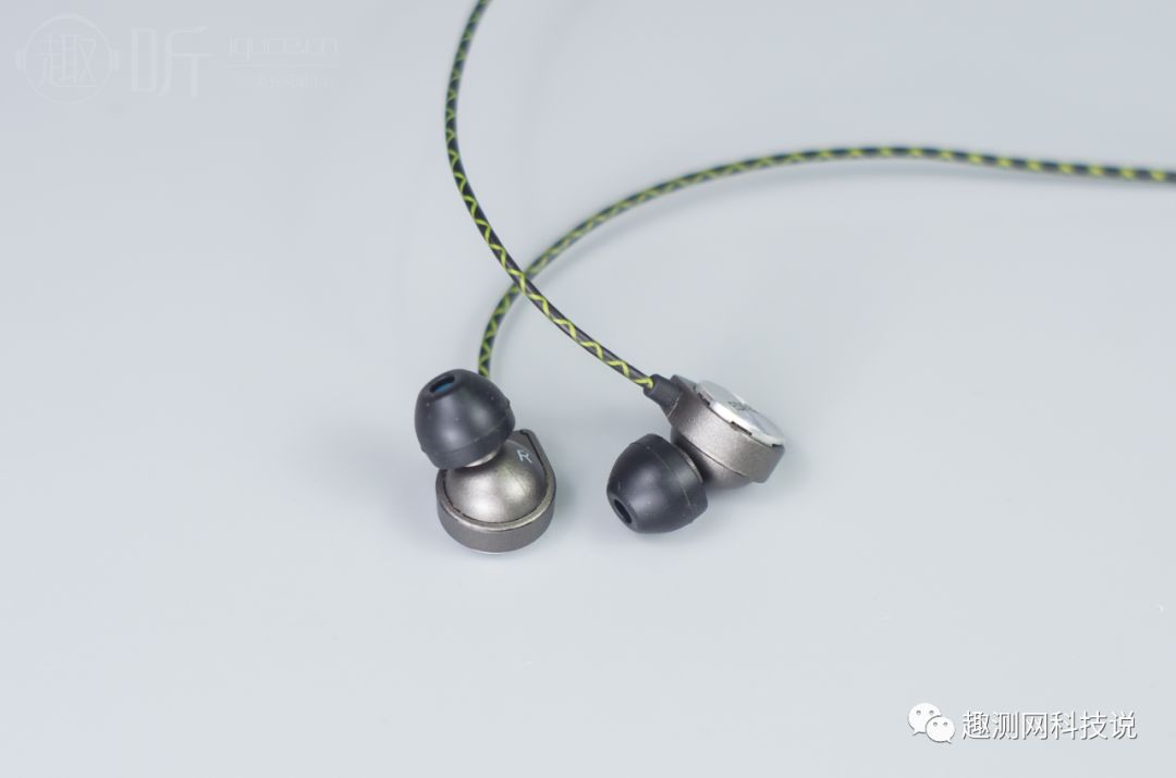 edifier漫步者头戴式经典版测评,edifier漫步者h297入耳式耳机测评