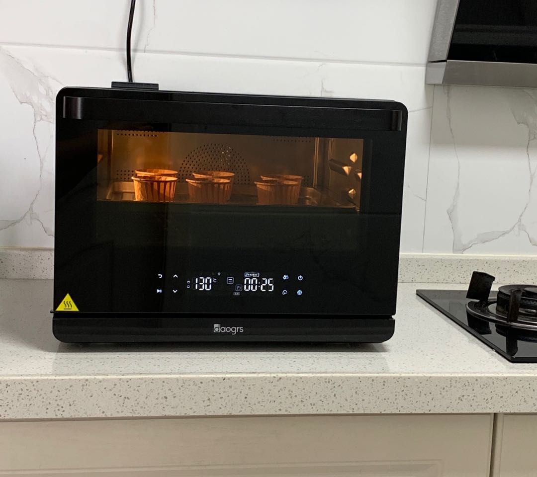 教你一招自制纸杯蛋糕,自制纸杯蛋糕做法烤箱家庭版