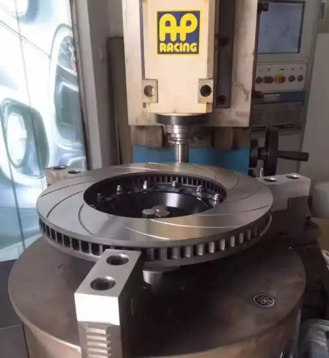 山寨刹车有原装的好吗,山寨刹车和正牌哪个好