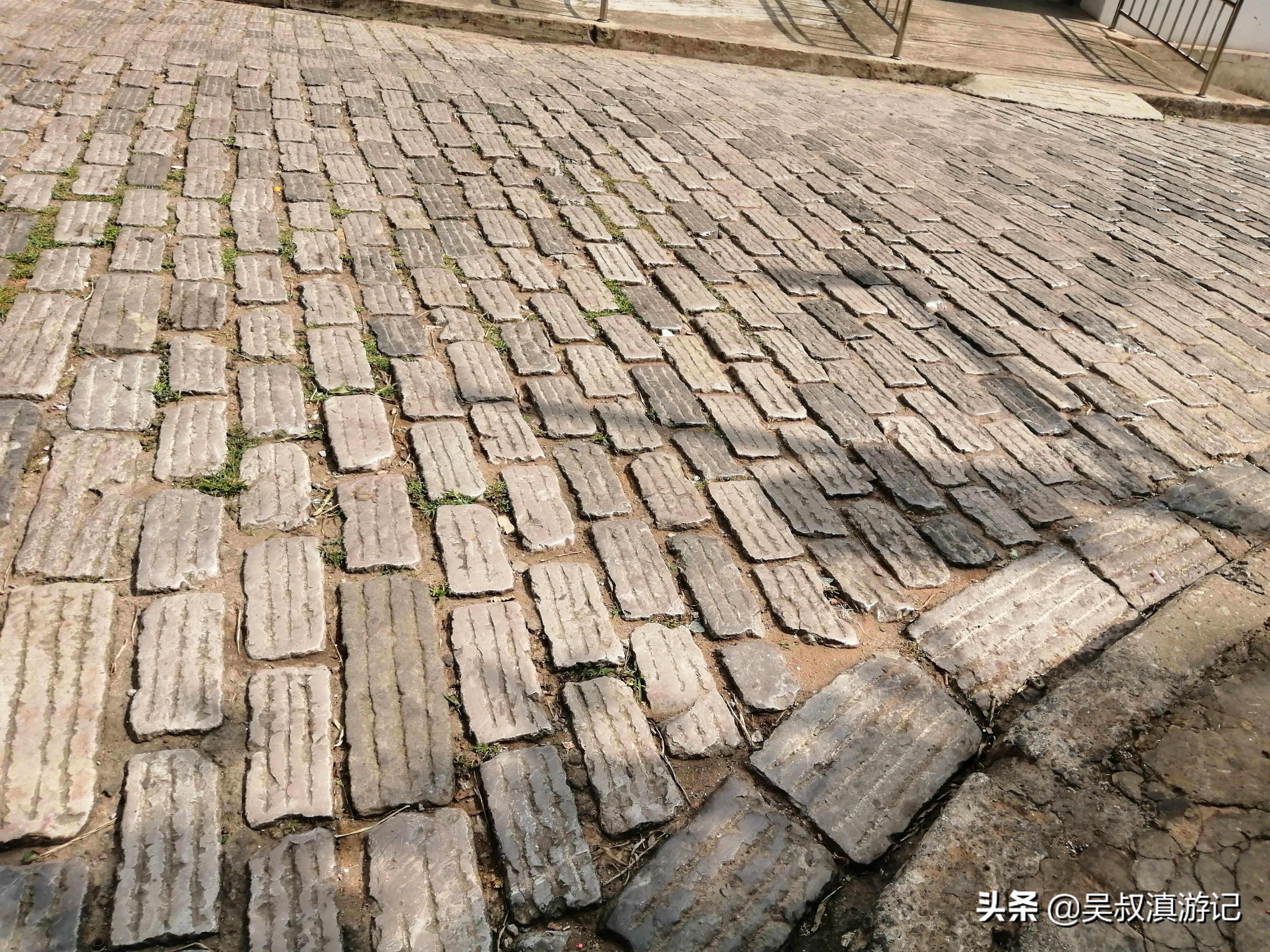 一篇长文，娓娓道尽老昆明城里明朝那些人儿、那些事儿、那些景儿