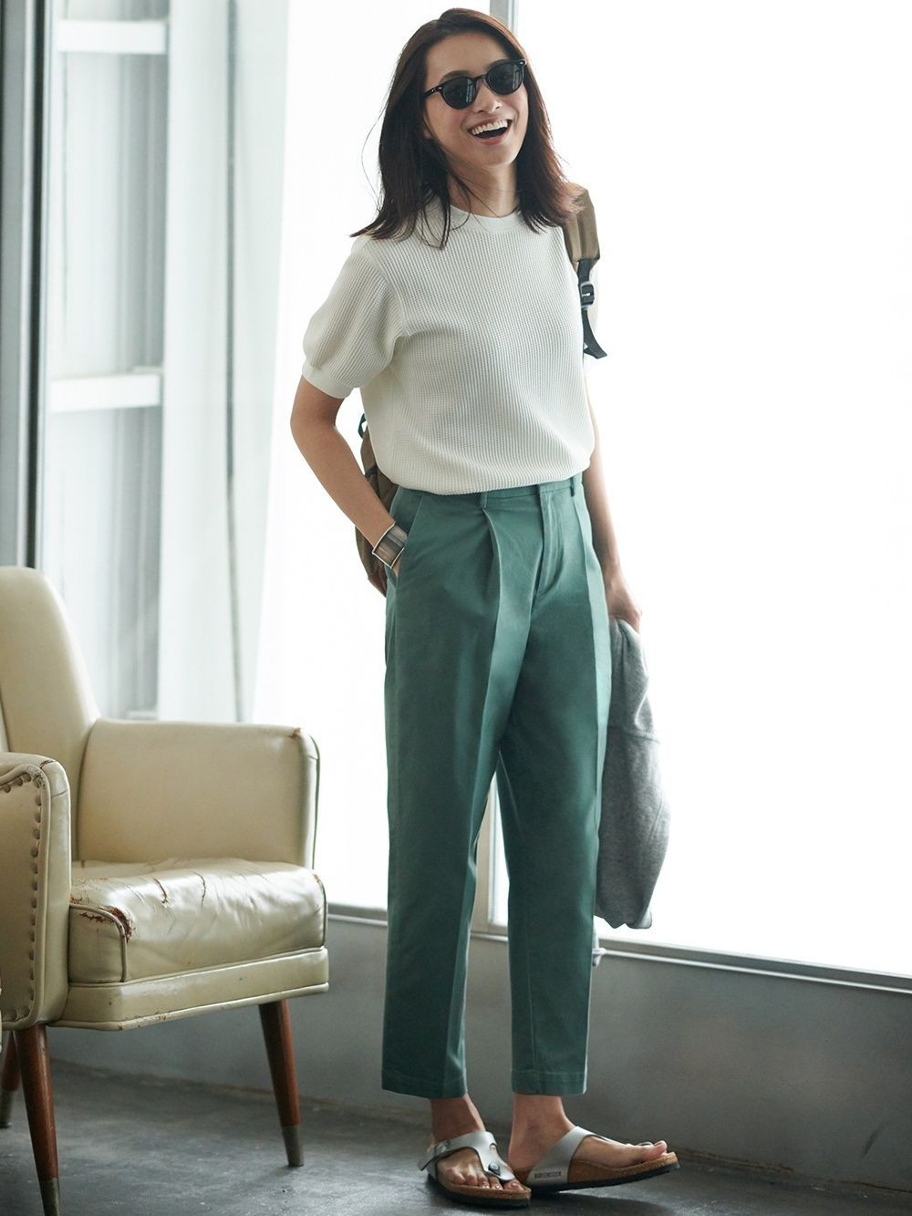 别人穿白T也时髦，为何自己穿像“睡衣”？这些搭配细节很重要