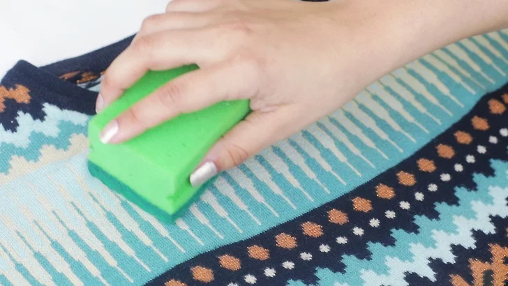 轻松除掉衣服小毛球,妙招去衣服上毛球