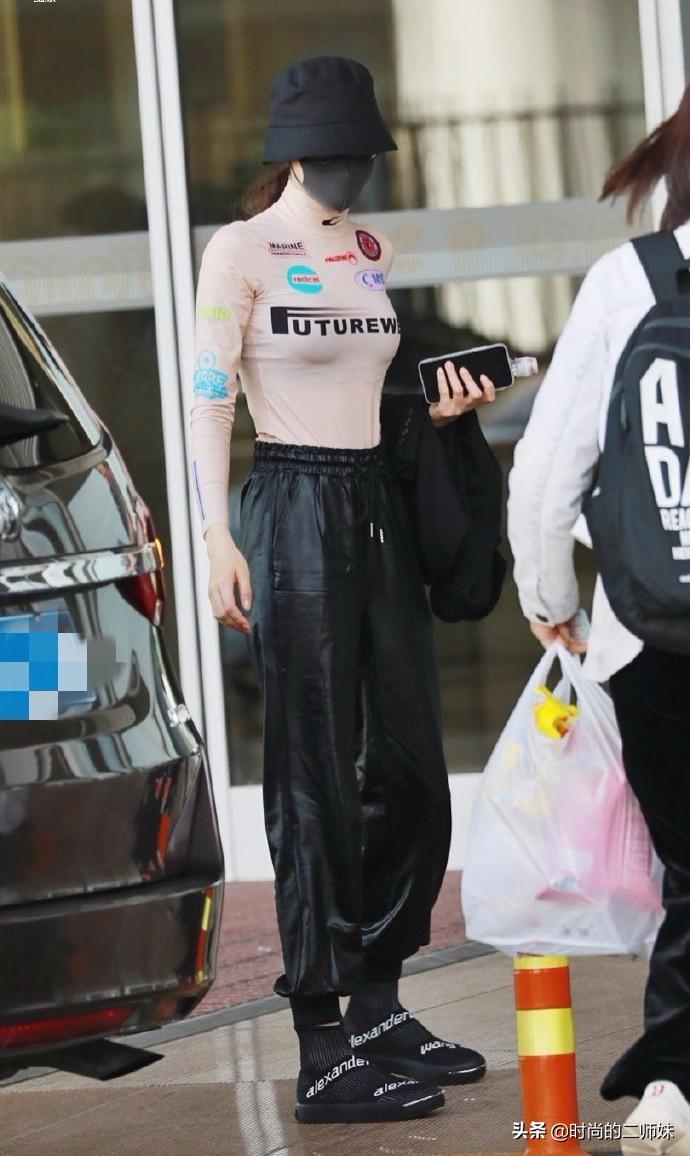 热巴私服黑色吊带,热巴身材好的视频