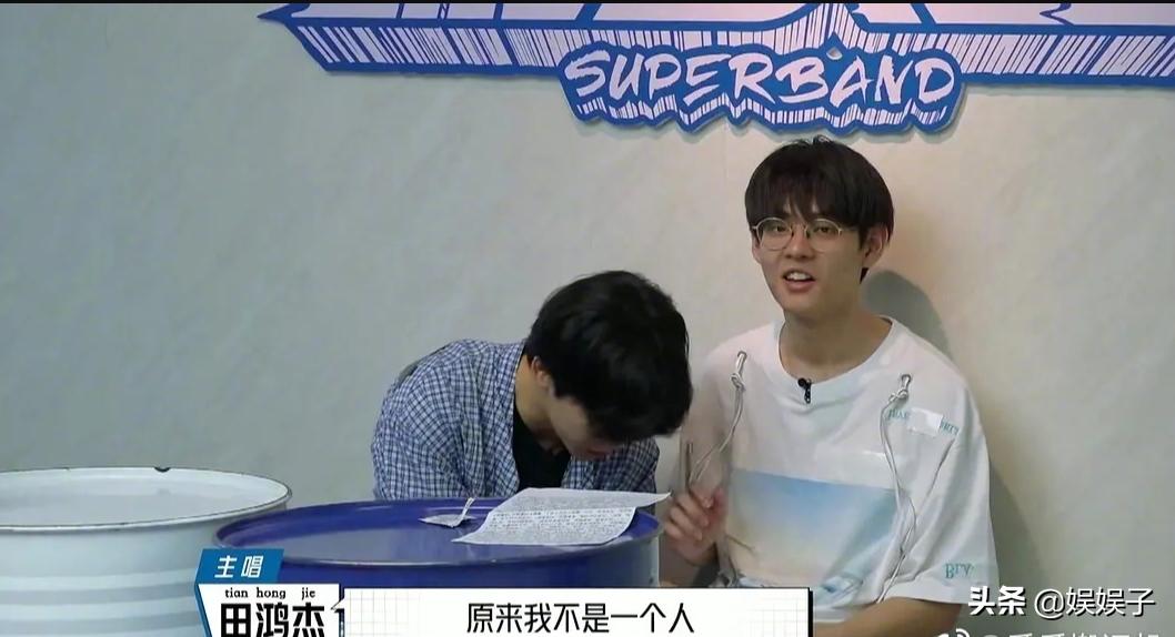 大热综艺的虚假式营销，先高质量圈粉，后为热度乱剪辑改赛制炒cp