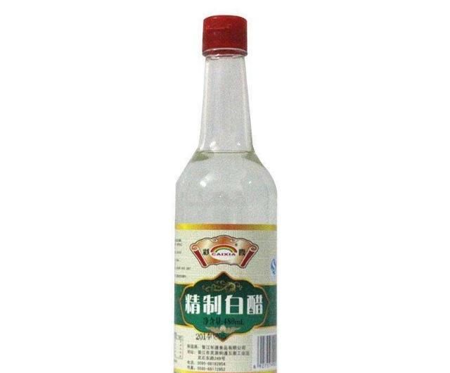 洗羽绒服里面的毛一点点,洗羽绒服倒点白醋不留痕迹吗