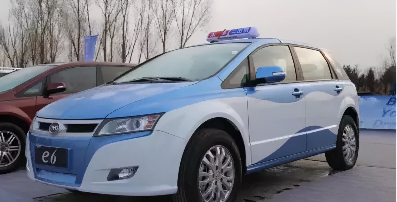 出租车乘客受伤赔偿什么标准,出租车交通事故赔偿处理技巧