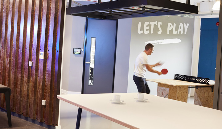 活力动感运动保健品SCI-MX英国格洛斯特办公设计欣赏