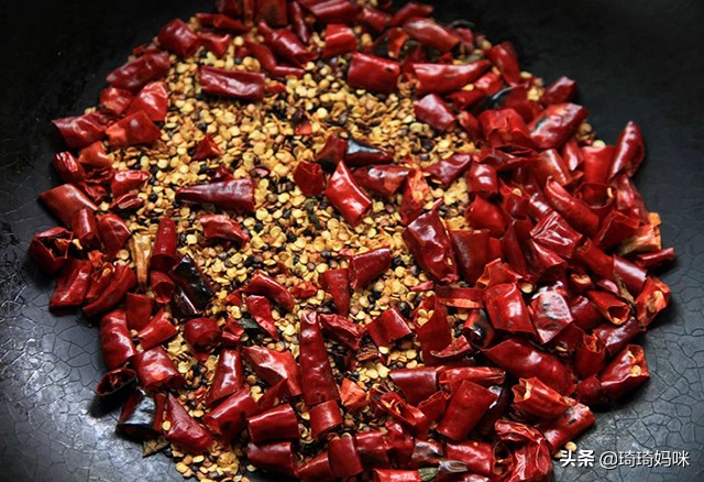 孕期吃了很多辣椒对宝宝有影响吗,孕妇吃太多辣椒有影响吗