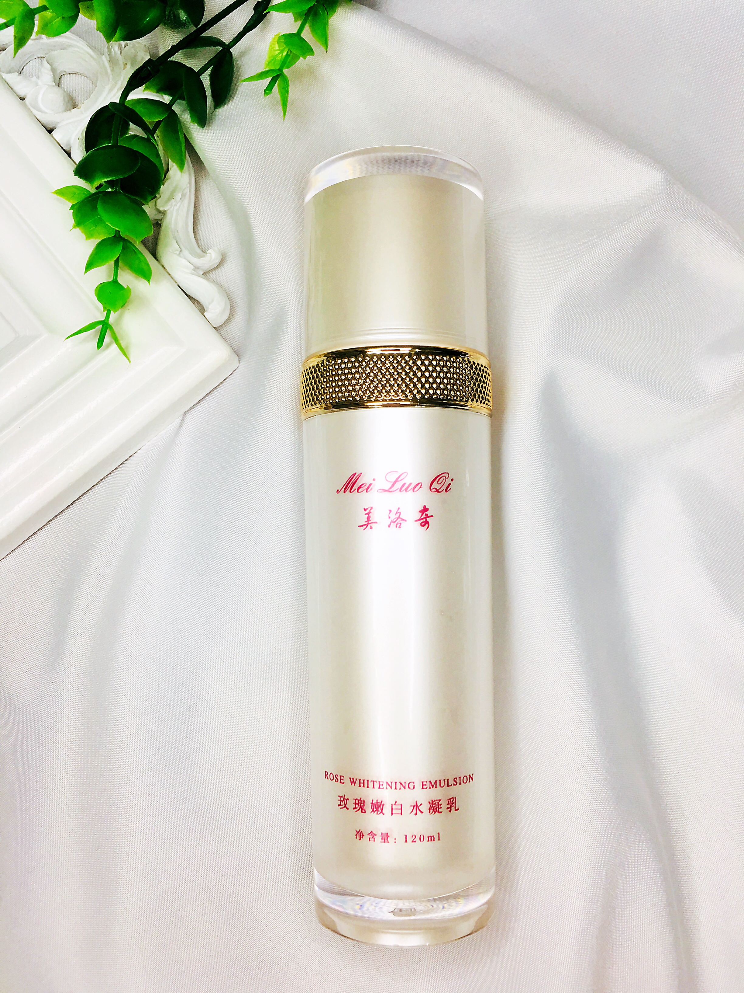 强烈安利的水乳夏季护肤必备,保湿的水乳抗初老的精华会有用吗