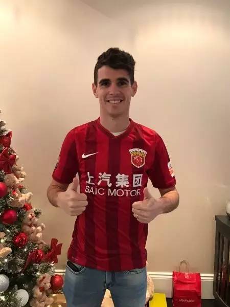 就是因为出了一个足协主席上港队遭受太多的非议