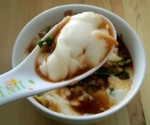 三两黄豆做豆腐脑用多少石膏,自制豆腐脑不用内酯的家常做法