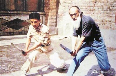 刀枪剑戟斧钺勾叉,刀枪剑戟斧钺钩叉镋棍