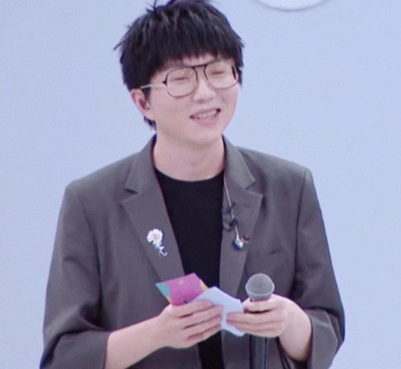 牙齿拯救方案,矫正牙齿拯救一张脸