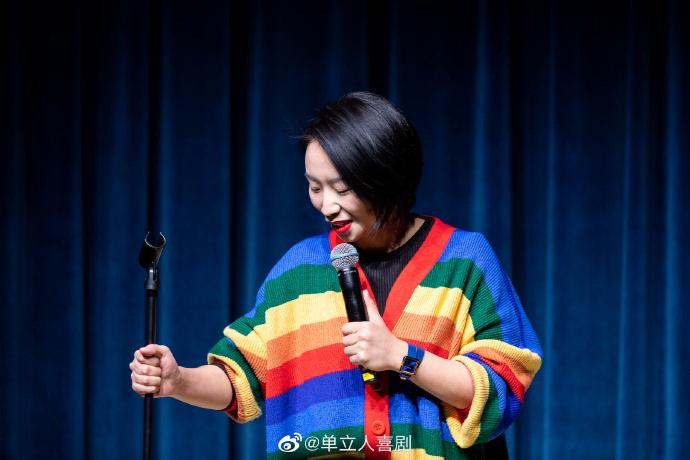 幽默感强的女人,幽默女人的魅力