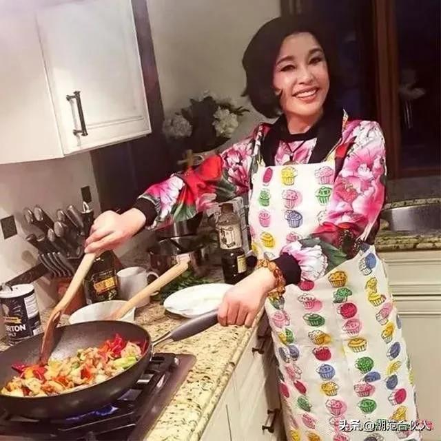 刘晓庆眼角纹解决方法,刘晓庆法令纹