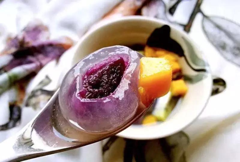 天津特色美食天津煎饼果子 (天津风味小吃三绝)