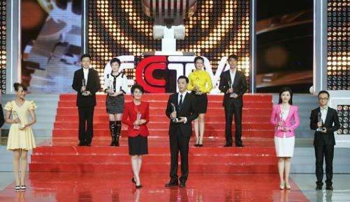 罗京去世后妻子和儿子的现状,罗京去世13年妻子改嫁富商