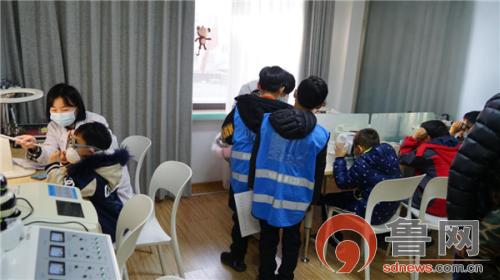 钂欑溂缁樼敾娲诲姩,娼嶅潑鏄庢鼎鐪肩鍖婚櫌鐪肩鍖荤敓