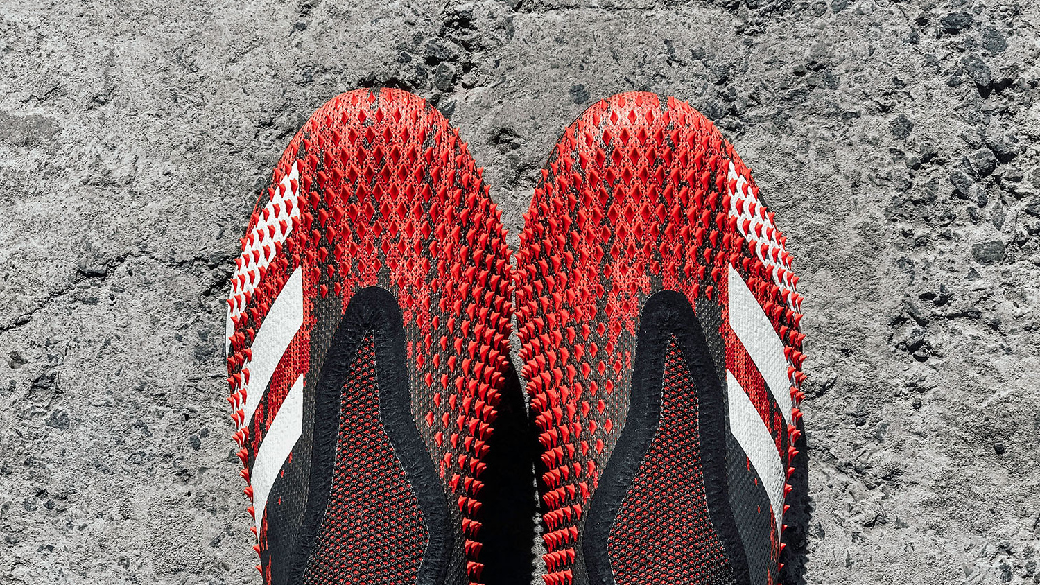 阿迪达斯足球鞋predatortf评测,新品赏析阿迪达斯predator20