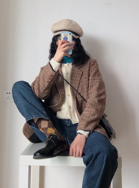 格纹西装穿什么外套好看,格纹西装穿出优雅好气质